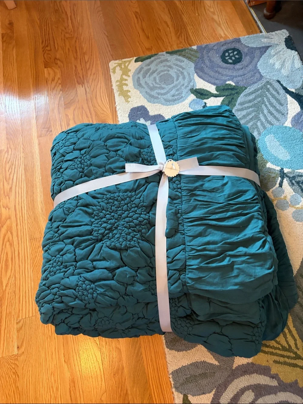 Anthropologie Dahlia Cotton Jersey Floral Quilt Size Full NWT